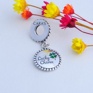 Charm treo lucky charm